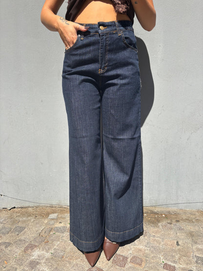 egg jeans trombetta