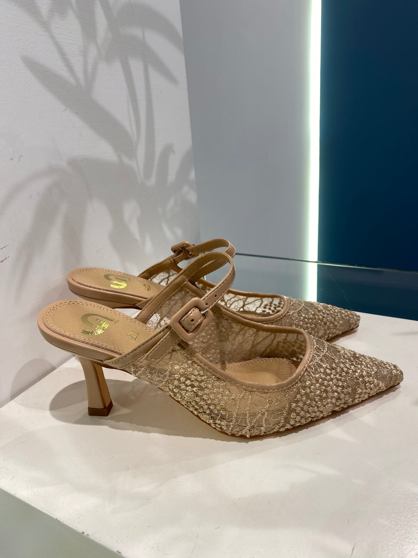 gold mules in pizzo