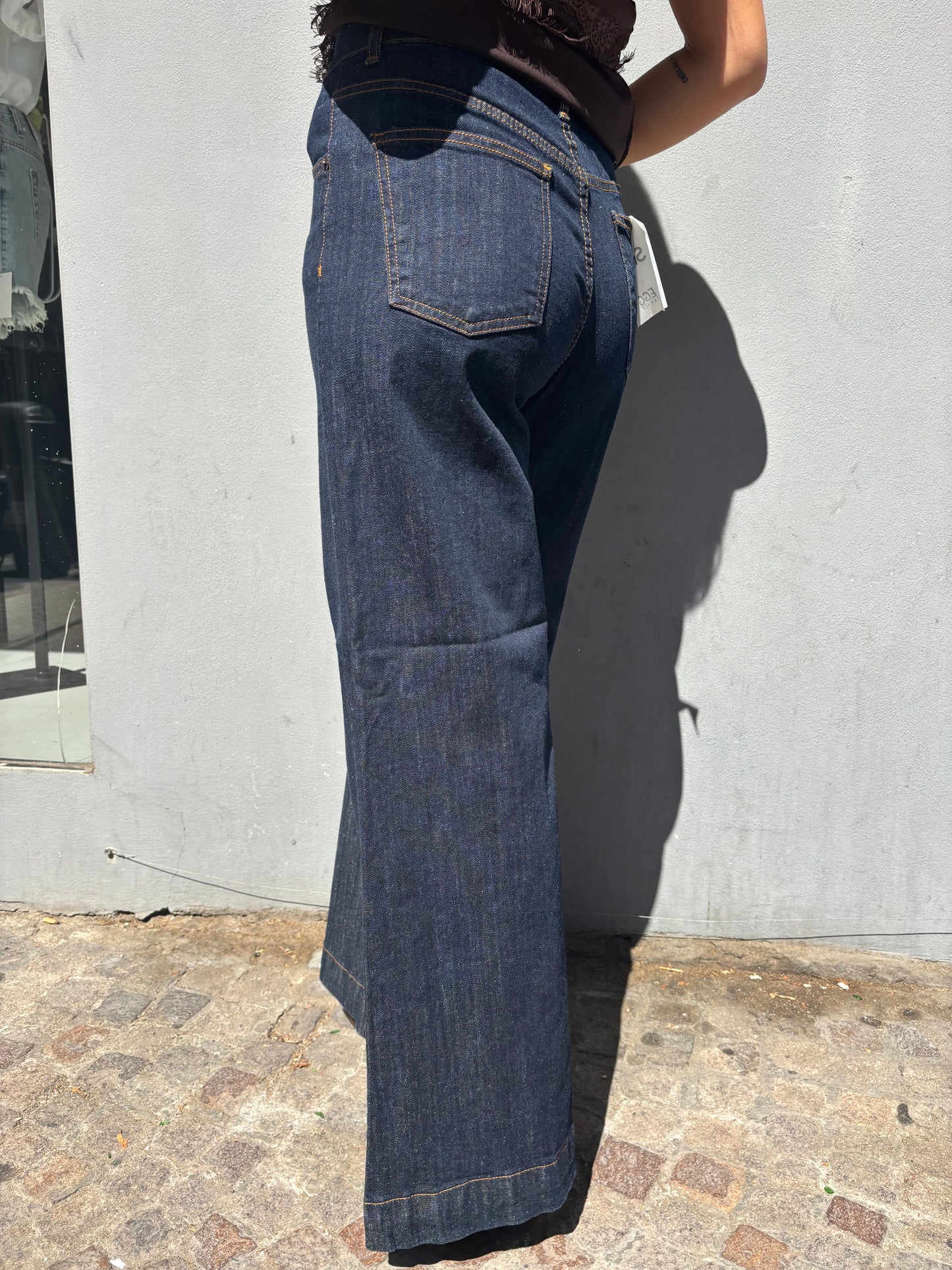 egg jeans trombetta