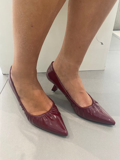 gold decollete punta arriccio