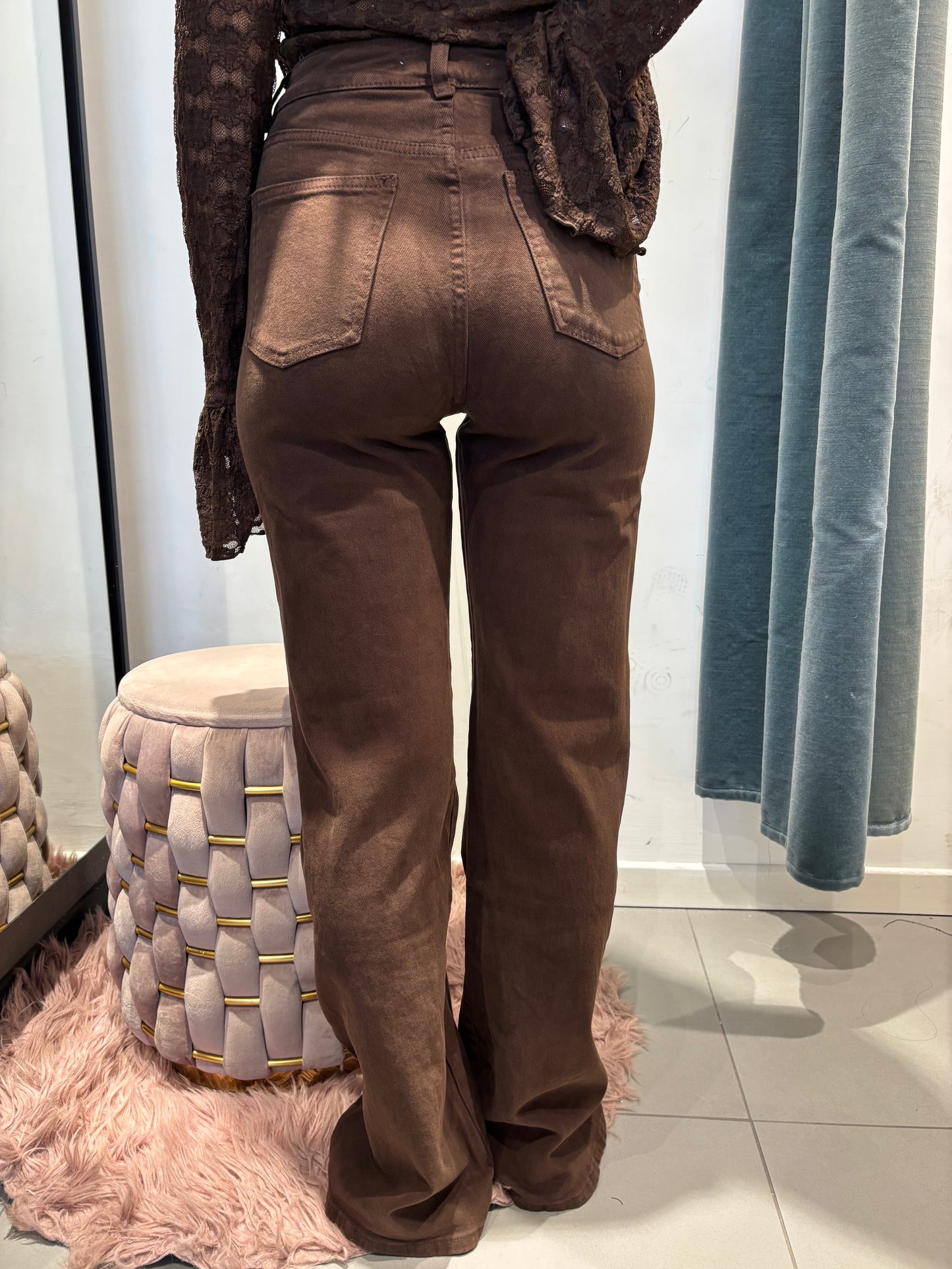 monique jeans chiusura trasversale