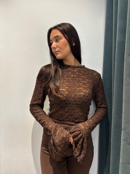 monique maglia ricamata