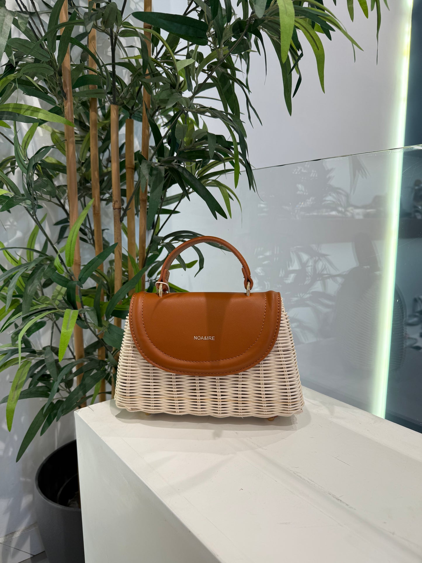 irene borsa rafia dettaglio in pelle