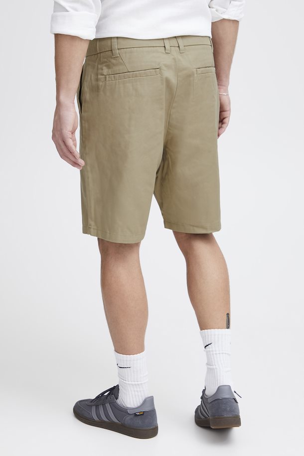 solid shorts chinos cotton